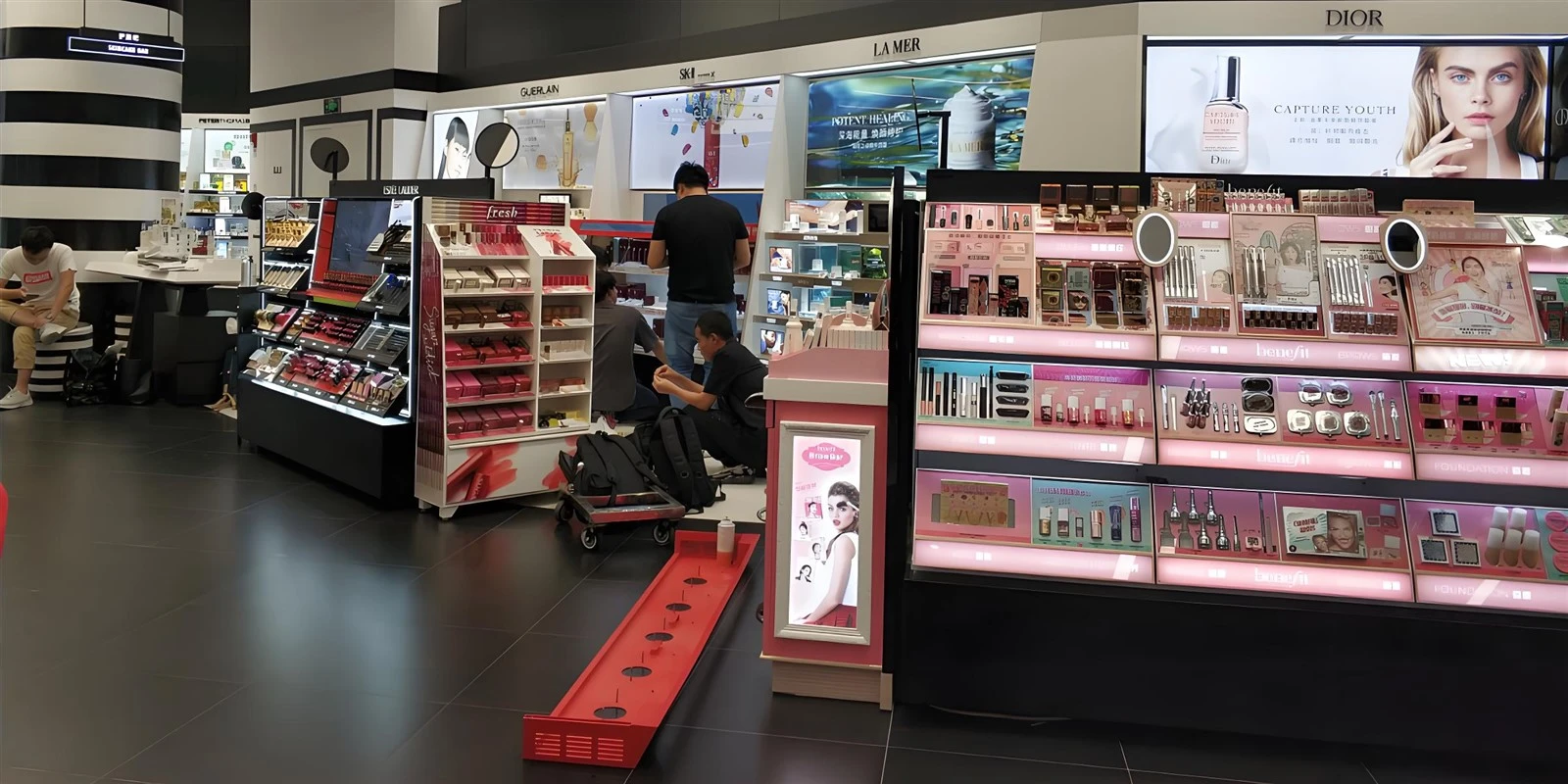 Retail Environment Excellence Retail Environment Excellence